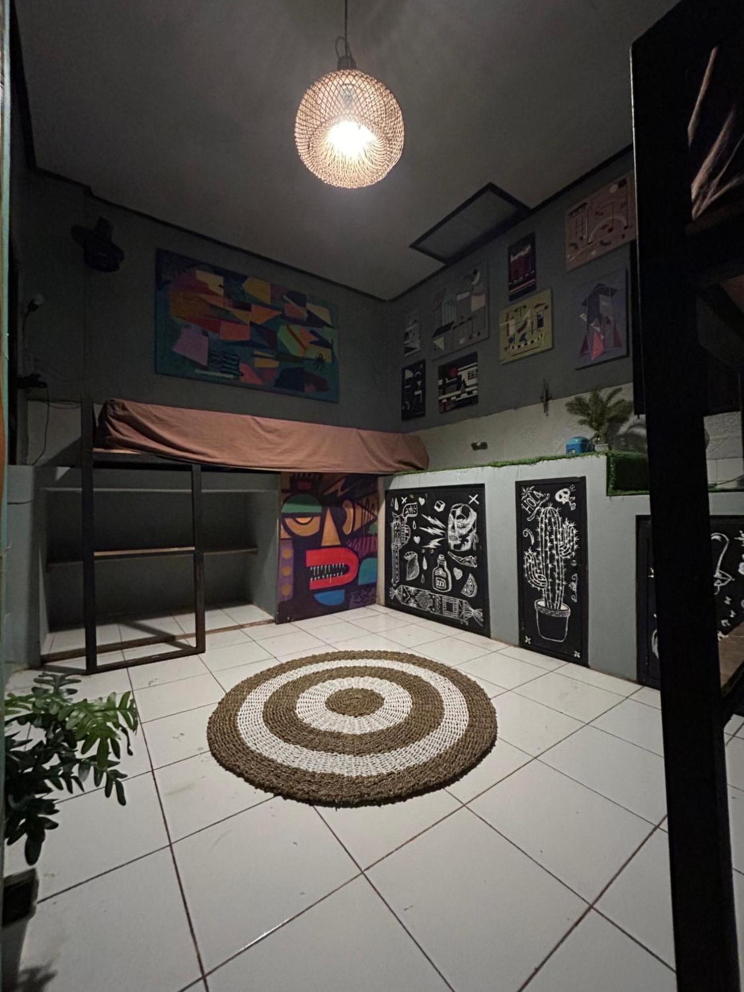 Losmanos Hostel Джок'якарта Екстер'єр фото